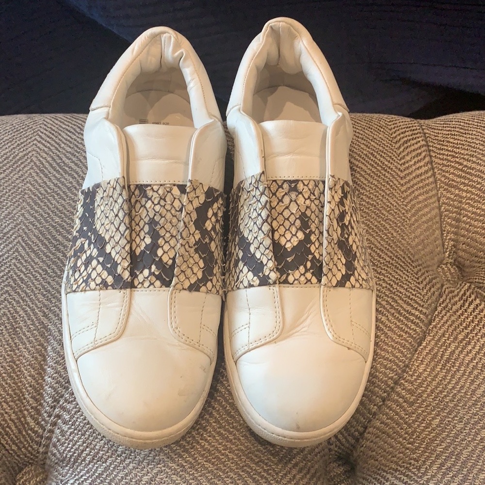 Vince slip on sneakers